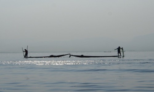 Zdjcie MYANMAR / Inle / Inle lake / Rybacy