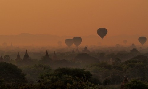 Zdjecie MYANMAR / Bagan / Bagan / wit 2