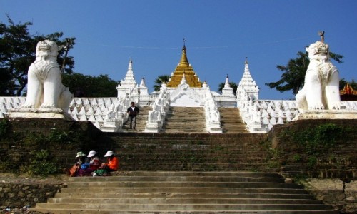 Zdjcie MYANMAR / okolice Mandalay / Mingun / Settawa Paya