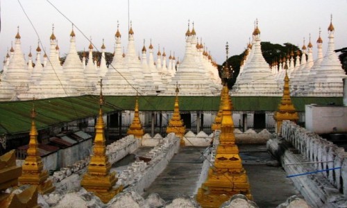 Zdjecie MYANMAR / Mandalay / Mandalay / Sandamuni Paya