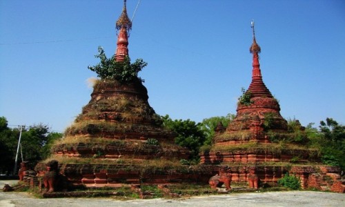 Zdjcie MYANMAR / okolice Mandalay / Sagaing / zapomniane stupy