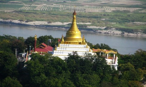Zdjcie MYANMAR / okolice Mandalay / Sagaing / Wzgrza Sagaing