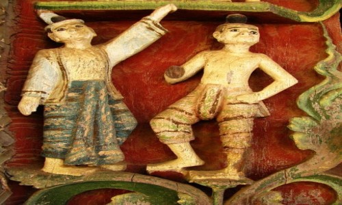 Zdjecie MYANMAR / centralny Myanmar / Bagan / Shwezigon Paya - posgi Natw
