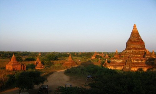 Zdjcie MYANMAR / centralny Myanmar / Bagan / pagody Baganu