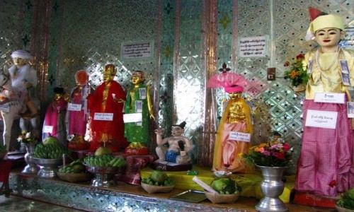 Zdjcie MYANMAR / okolice Baganu / Mt. Popa / kaplica Natw