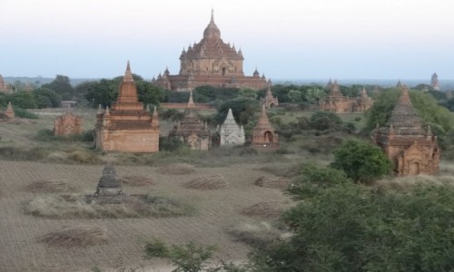 Zdjecie MYANMAR / Mandalay / Bagan / w krainie tysicy wity