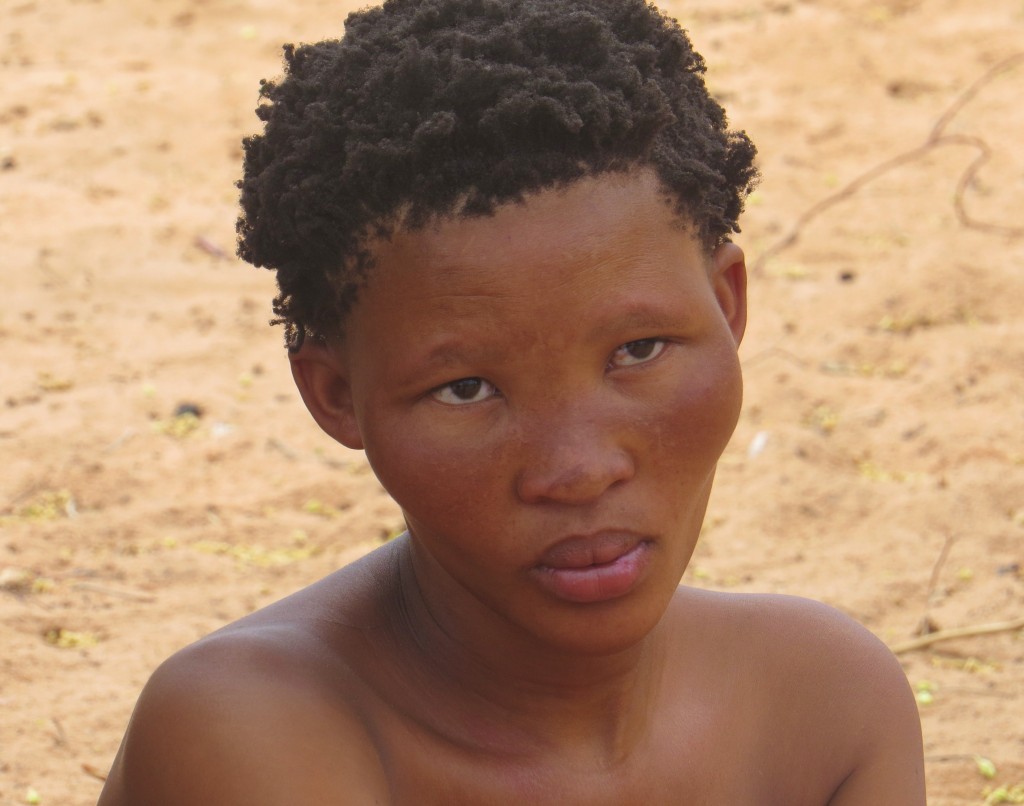 Zdjęcia: Kalahari-Namibia, Pustynia Kalahari, Plemię Buszmenów, NAMIBIA Zdjęcia: Kalahari-Namibia, Pustynia Kalahari, Plemię Buszmenów, NAMIBIA