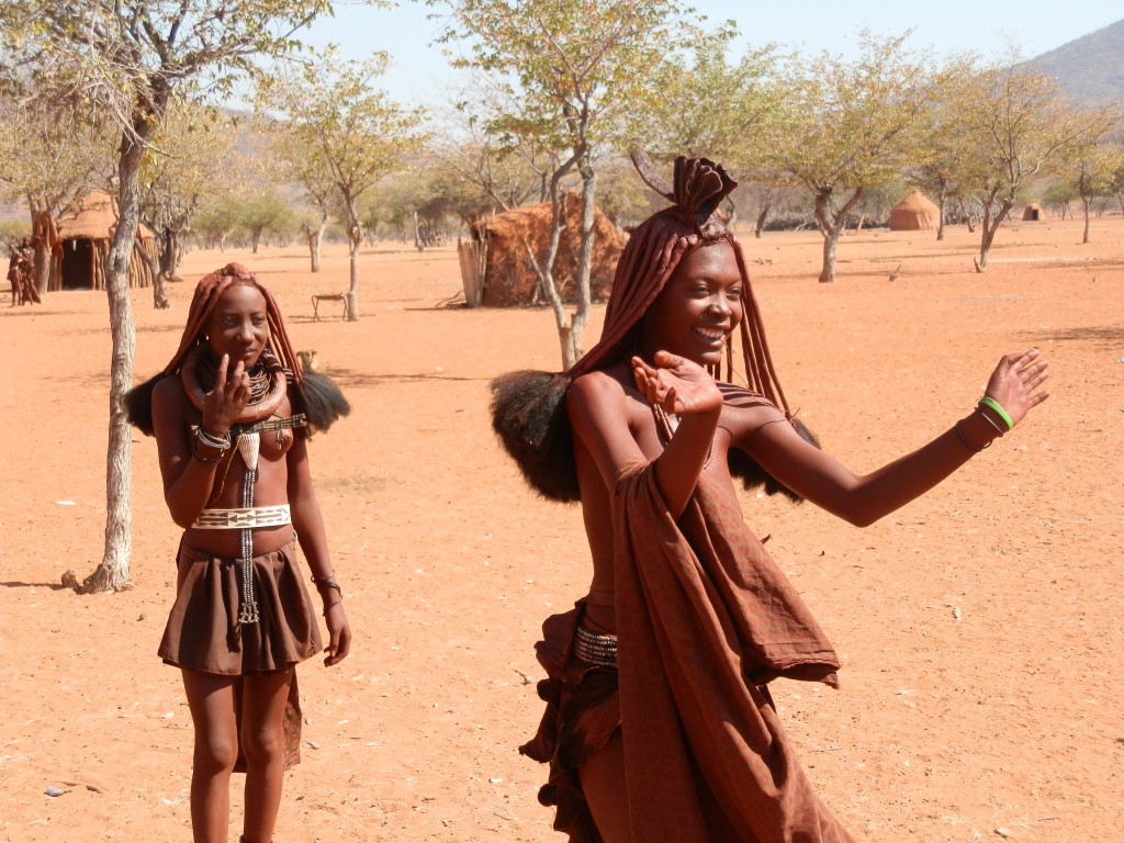 Zdjęcia: Okolice Epupa, Granica z Angolą, Gościnność, NAMIBIA Zdjęcia: Okolice Epupa, Granica z Angolą, Gościnność, NAMIBIA
