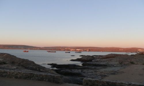 Zdjcie NAMIBIA / Wybrzee Atlantyku / Luderitz / Dzie si chyli ku zachodowi