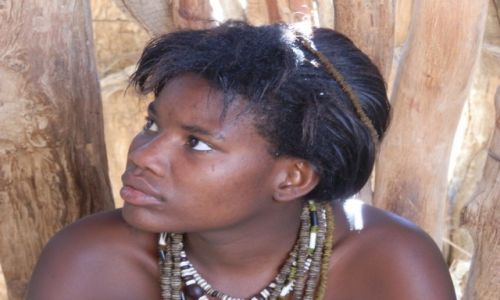Zdjcie NAMIBIA / Twylfefotein / Twylfefotein / Pikno ludu Damara