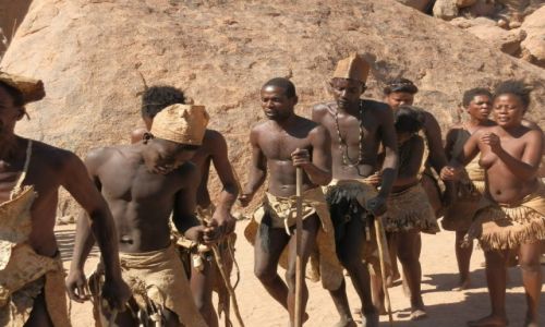 Zdjcie NAMIBIA / Twylfefotein / Twylfefotein / Rytualny taniec