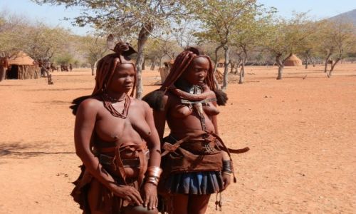 Zdjcie NAMIBIA / Granica z Angol / Okolice Epupa / Kobiety Himba