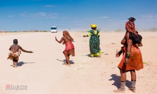 Zdjecie NAMIBIA / - / Uis / Mona powiedzie, e oni yja z turystyki