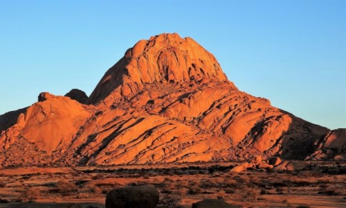 Zdjecie NAMIBIA / Ziemie Buszmenw / Spitzkoppe / Jedno z najciekawszych miejsc w Namibii