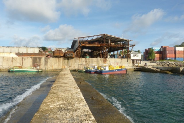 Zdj cia: Aiwo, Nauru, Port, NAURU Zdj cia: Aiwo, Nauru, Port, NAURU