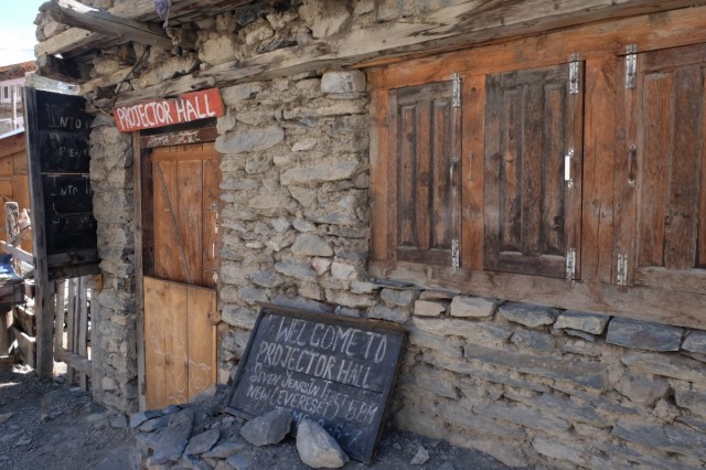 Zdj cia: Manang, Manang, Kino w Manang ;-), NEPAL