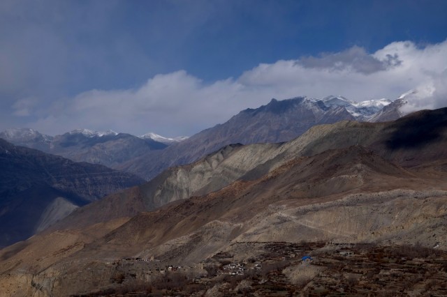 Zdj cia: Muktinath, Annapurna Conservation Area, A Mustang za wzgrzami..., NEPAL