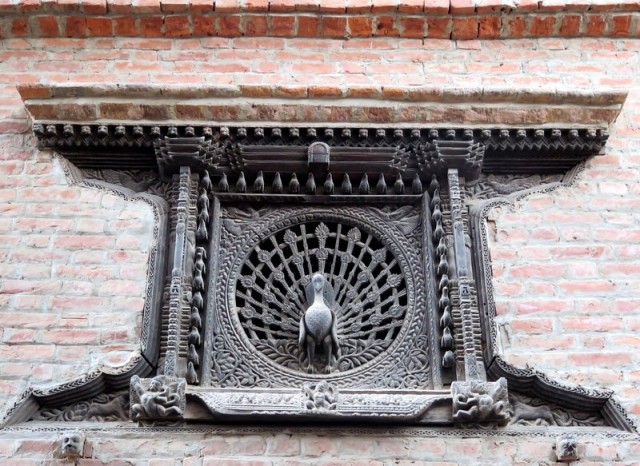 Zdj cia: Bhaktapur, Kotlina Katmandu, „Pawie okno”, Bhaktapur. Nepal, NEPAL