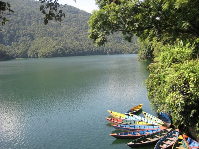 Zdjęcia: Pokhara, Pokhara, Phewa Tal Lake - u podnóża Himalajów, NEPAL Zdjęcia: Pokhara, Pokhara, Phewa Tal Lake - u podnóża Himalajów, NEPAL
