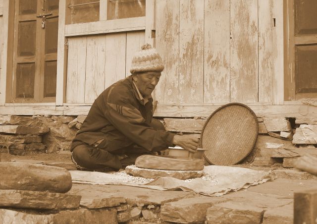 Zdjęcia: okolice Annapurny, Sudur-Paśćimańćal Wikas Kszetr , Nepalczycy, NEPAL Zdjęcia: okolice Annapurny, Sudur-Paśćimańćal Wikas Kszetr , Nepalczycy, NEPAL