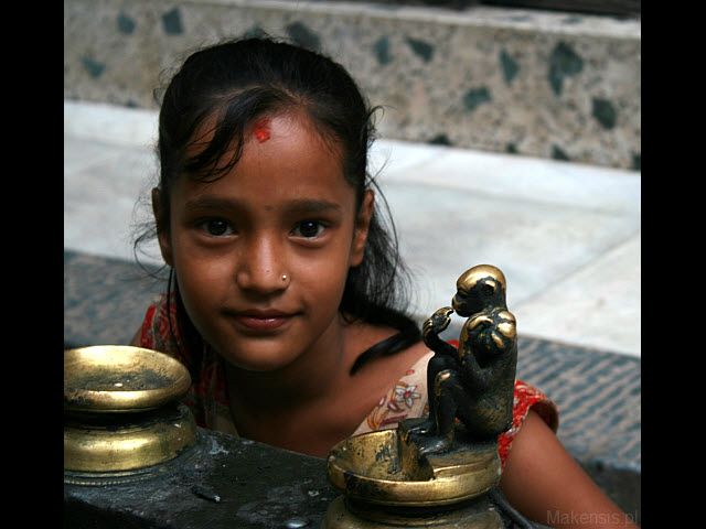 Zdjęcia: Patan tuż obok KTM, Pani przewodnik, NEPAL Zdjęcia: Patan tuż obok KTM, Pani przewodnik, NEPAL