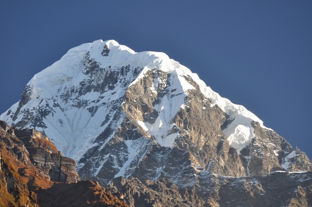 Zdjęcia: Sinuwa, Annapurna Range, Hiunchuli 6441 m.n.p.m., NEPAL Zdjęcia: Sinuwa, Annapurna Range, Hiunchuli 6441 m.n.p.m., NEPAL