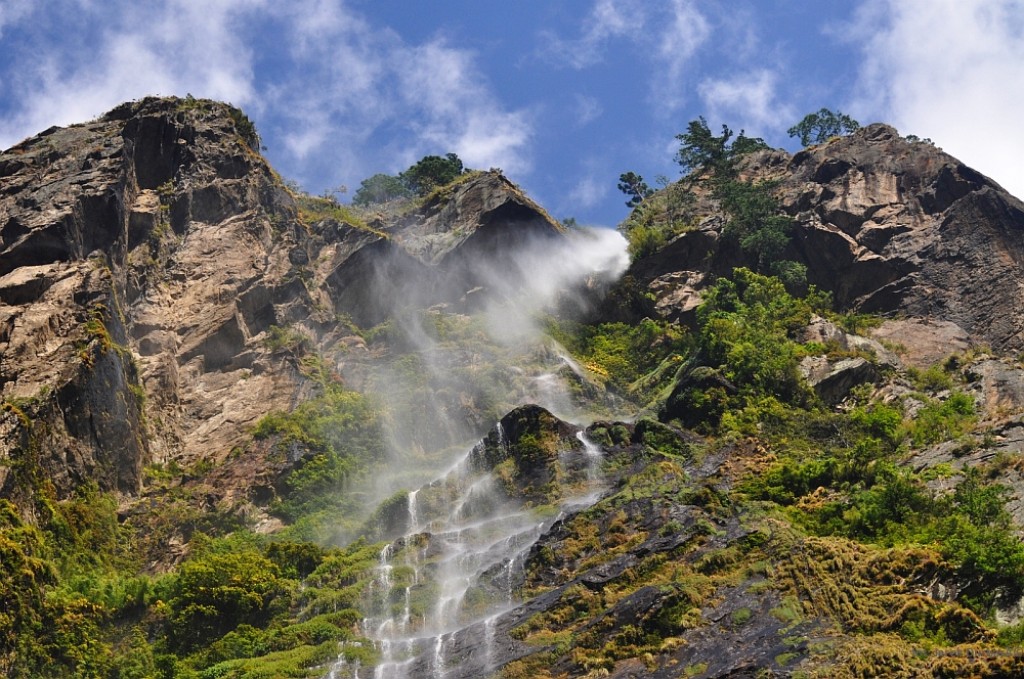 Zdjęcia: gdzieś na treku, Manaslu, wodospad, NEPAL Zdjęcia: gdzieś na treku, Manaslu, wodospad, NEPAL