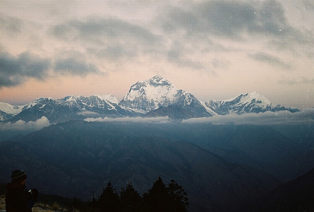 Zdjęcia: Poon Hill, masyw Annapurny, masyw Dhaulagiri przed wschodem słońca, NEPAL Zdjęcia: Poon Hill, masyw Annapurny, masyw Dhaulagiri przed wschodem słońca, NEPAL