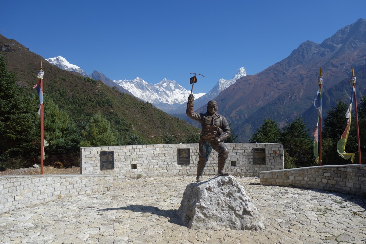 Zdjęcia: Namche Bazar, Park Narodowy Sagarmatha, Tenzing Norgay, NEPAL Zdjęcia: Namche Bazar, Park Narodowy Sagarmatha, Tenzing Norgay, NEPAL