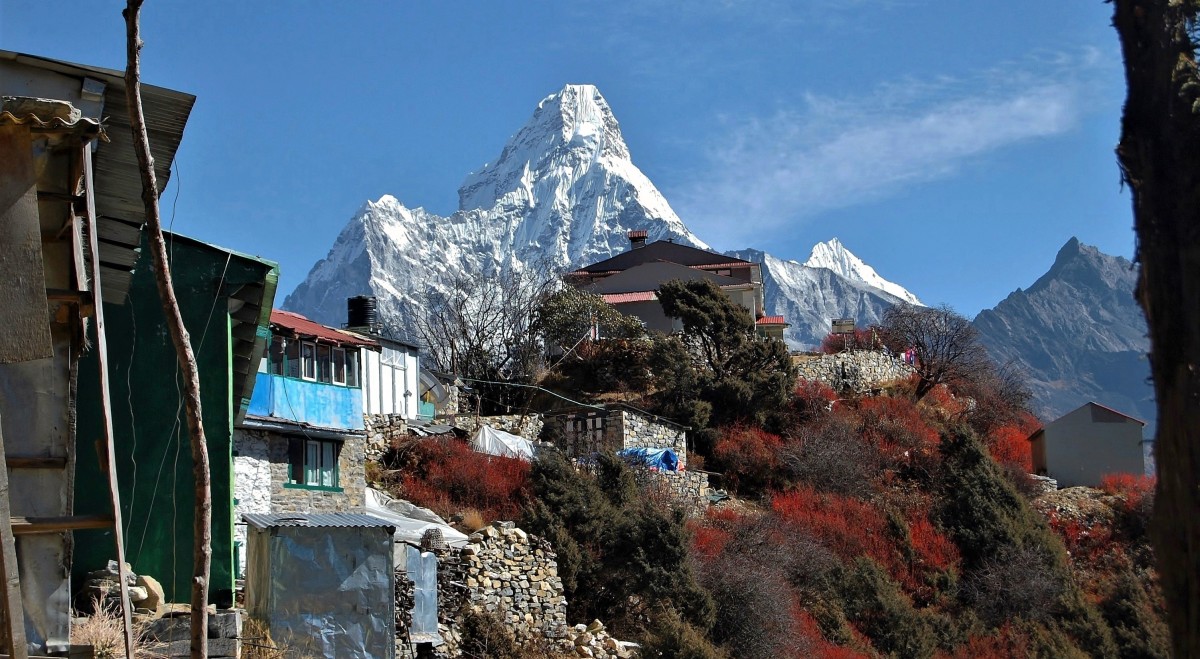 Zdjęcia: osada Mongla, Himalaje, rejon Namcze Bazar, Blaszaki w raju, NEPAL Zdjęcia: osada Mongla, Himalaje, rejon Namcze Bazar, Blaszaki w raju, NEPAL