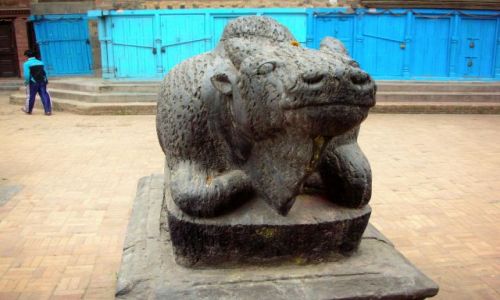 Zdjecie NEPAL / Kathmandu / Patan / Przed wityni