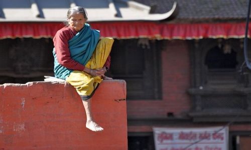 Zdjcie NEPAL / Kathmandu / Hanuman Dhoka / pani babcia