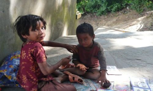 Zdjecie NEPAL / Nepal / - / konkurs/nepalskie strzyzenie