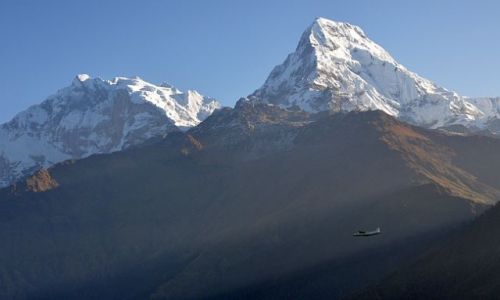 Zdjecie NEPAL / Annapurna / Poon Hill / samolot w grach