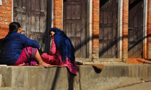 Zdjcie NEPAL / - / Kirtipur / Popoudniowe plotki