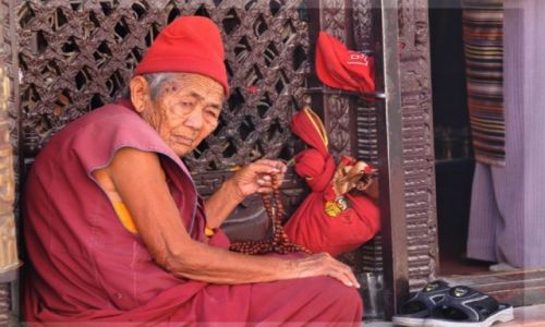 Zdjecie NEPAL / Kathmandu / Stupa Bouddanath / mniszka