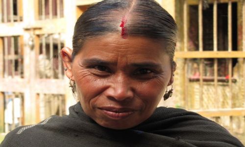 Zdjcie NEPAL / Kathmandu / Dhulikel / Kobieta z Dhulikel