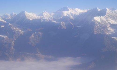 Zdjecie NEPAL / Himalaje / Himalaje a w tle Mt. Everest / Himalaje