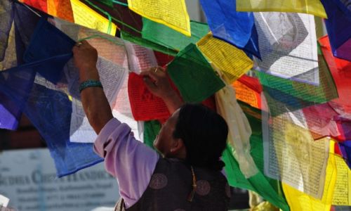 Zdjęcie NEPAL / Kathmandu / Stupa Bouddanath / Flagi modlitewne