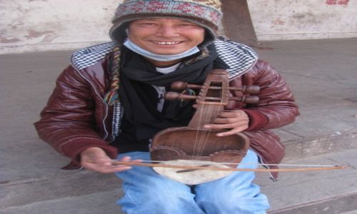 Zdjecie NEPAL / azja / nepal / grajek