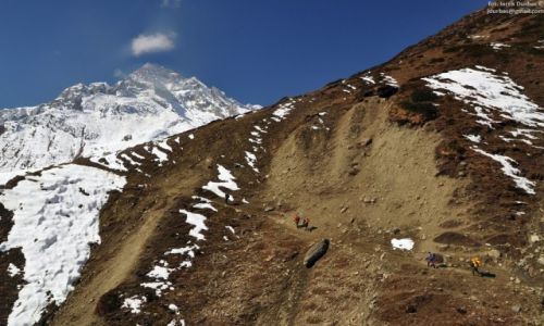 Zdjecie NEPAL / Manaslu / przed otatni lodg przed Larka pass / dorga do Dharamsala