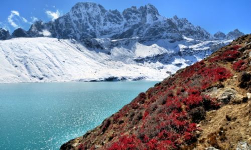 Zdjecie NEPAL / - / Gokyo Ri / Nad jeziorem