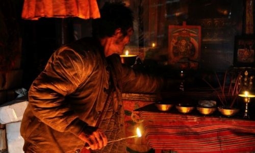 Zdjcie NEPAL / Manaslu / gompa w Samdo / zaduszki 