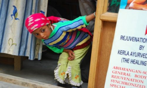Zdjecie NEPAL / nieznany / gdzies na trasie / :)