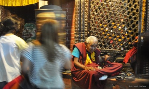 Zdjcie NEPAL / Dolina Kathmandu / Bouddanath / z rozmodleniu