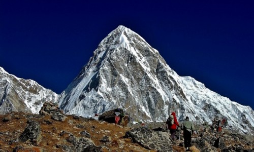 Zdjecie NEPAL / Sagarmatha Himal (Mt. Everest) / poniej Gorak Shep / Pumo Ri - Crka Everestu