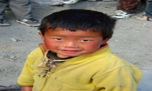 Zdjęcie NEPAL / brak / Lete / z wypiekami na twarzy