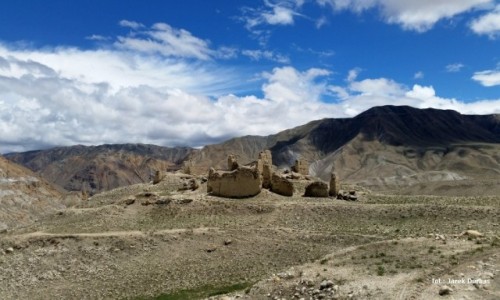 Zdjecie NEPAL / Mustang / Lo Mantang / ruiny