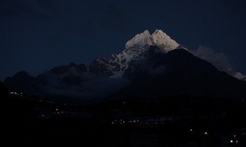 Zdjecie NEPAL / Khumbu / Namche Bazaar / Namche by night