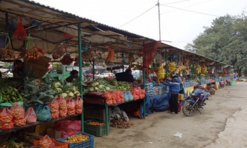 Zdj�cie NEPAL / Po�udniowy Nepal / Katmandu-Chitwan / Przydro�ne targowisko